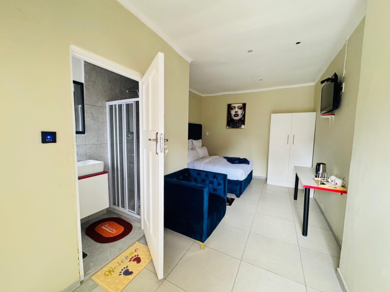 dj-guest-lodge-djguestlodge-4SA
